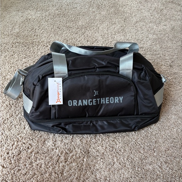 Black duffel bag - Picture 3 of 5